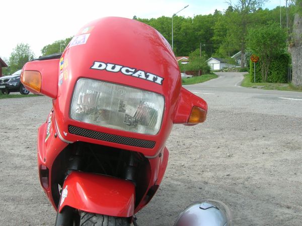 -Buongiorno! Sono Signorina Pasolina.